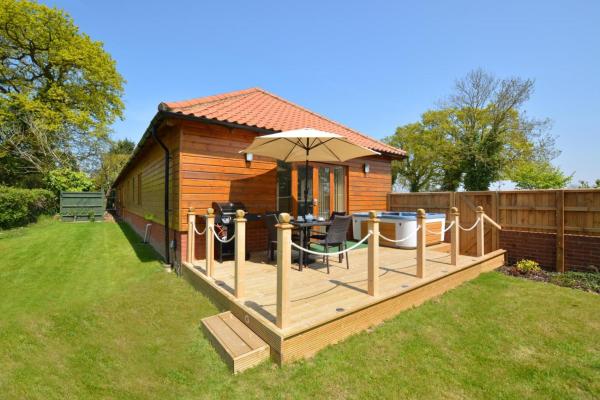 Skipjack Field View, Rezerwuj Dom wakacyjny Ingworth Norfolk