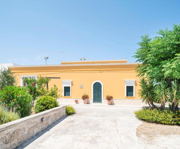 Summertime Villa, Rezerwuj  Hotele w Valle d'Itria z parkingiem, Parking