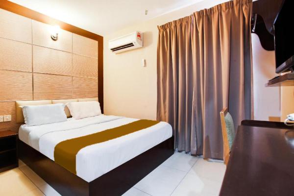 Sejati Hotel by OYO Rooms