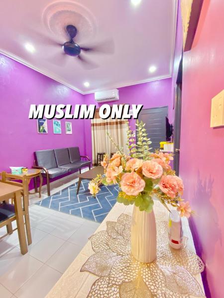 AISY HOMESTAY - Rumah 2 atau 3, Rezerwuj  Kampong Tanjong Karang Selangor