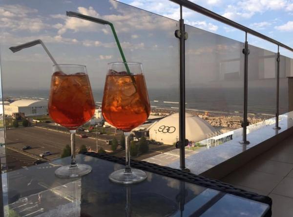 Summerland mamaia view, Rezerwuj  Tanie Hotele w Constanta