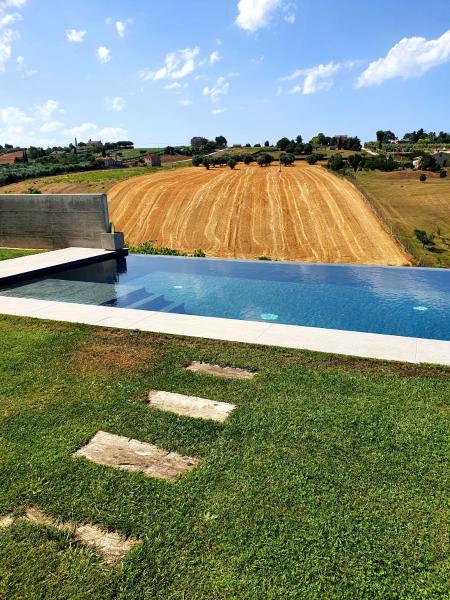 Casa Lunaria B&B, Rezerwuj  Hotele w Romagna z Basenem, Basen