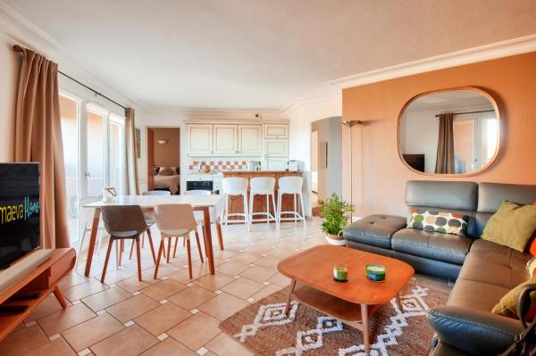 Village Pont Royal en Provence - maeva Home - Appartement climatisé avec terrasse 4 pièces 7 personnes - Prestige - super Home MAE-3801, Rezerwuj  Hotele w Carros z basenem, Basen