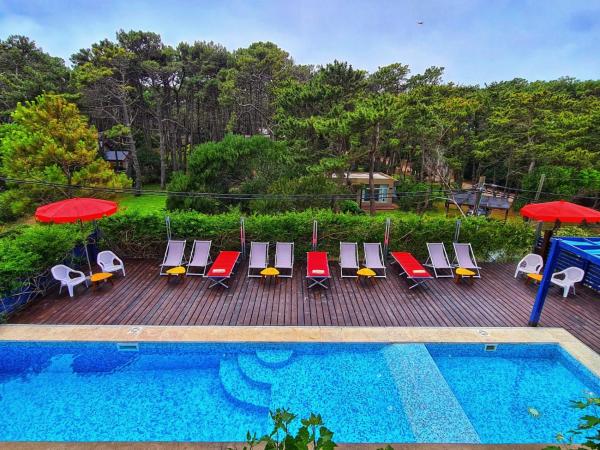 Casaplaya, Rezerwuj  Hotele w Buenos Aires z basenem, Basen