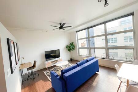 1 BR Loft Near Central West End Walk to BJC, Rezerwuj  Tower Grove Missouri