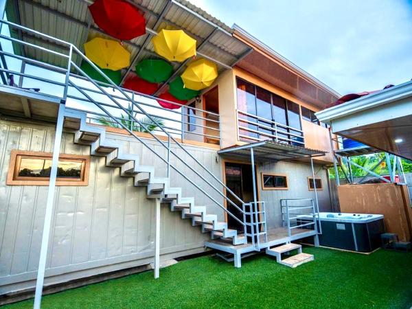 Good Vibes Apartments, Rezerwuj  Talamanca 