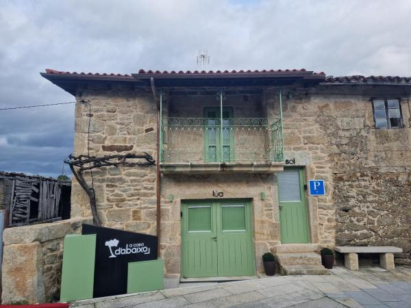 A casa dabaixo, Rezerwuj  Parada de Sil Ribeira Sacra, w pobliżu Punkt widokowy Balcones de Madrid