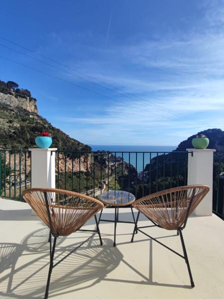 VillaNina, Rezerwuj  Pontone Kampania