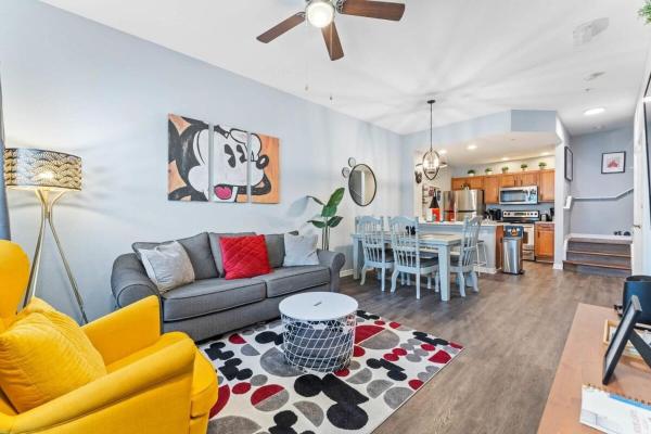 Mickeys Magical Townhome Venetian Bay Villages, Rezerwuj  Hotele w Kissimmee z Parkingiem, Parking