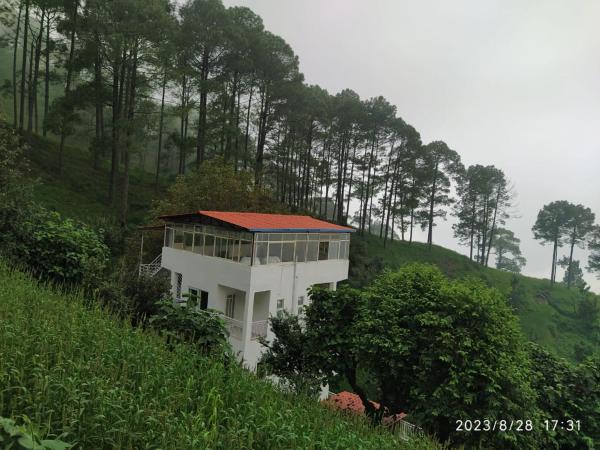 VAN MAHAL HIMALAYAS, Rezerwuj  Bijni Uttarakhand