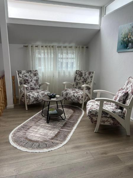 Apartment Villa Virginia, Rezerwuj Apartament Obwód Berat Berat County