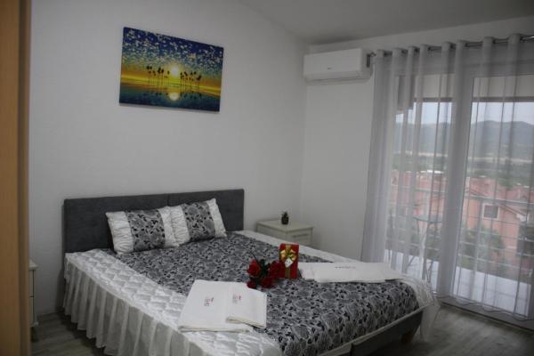 Chorev Apartments, Rezerwuj  Valandovo Macedonia