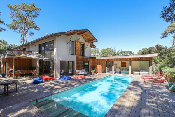 Villa des Pins, Rezerwuj  Hotele w Landes z Basenem, Basen