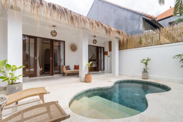 Lyla Villa by The Balinese Villa Agency, Rezerwuj  Hotele w Bali z Basenem, Basen