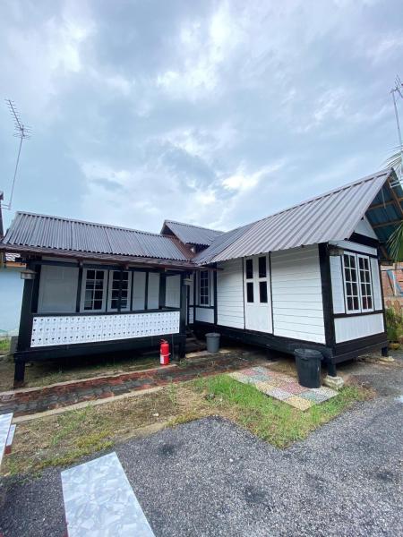 Nami Homestay Teluk Batik, Rezerwuj  Lumut Perak