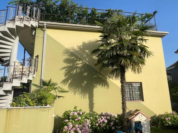 Xhou's Home, Rezerwuj  Tanie Hotele w Shkoder County
