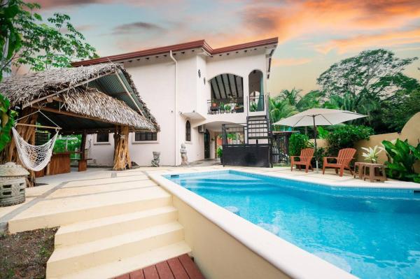 Villa Cascada by Vacation Pura Vida, Rezerwuj  Hotele w Puntarenas z basenem, Basen