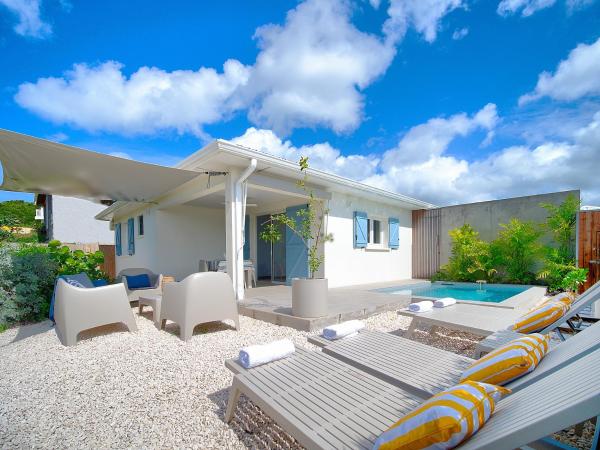 SeaRock & SeaShell Villas, Rezerwuj  Hotele w Fort-de-France z Basenem, Basen