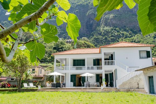 São Vicente Guest House, Rezerwuj  Hotele w Centro Region z Basenem, Basen