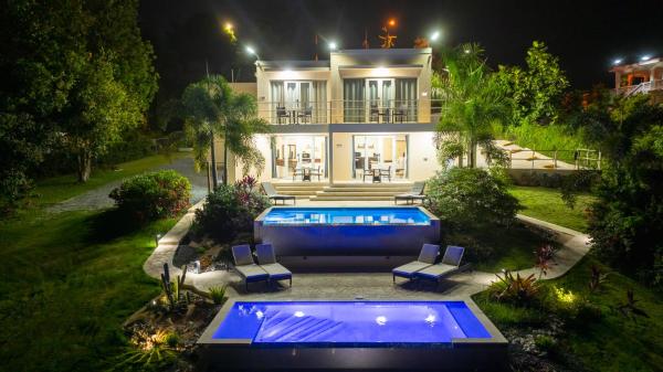 Rincon View Suites, Rezerwuj  Hotele w Aguadilla z Basenem, Basen