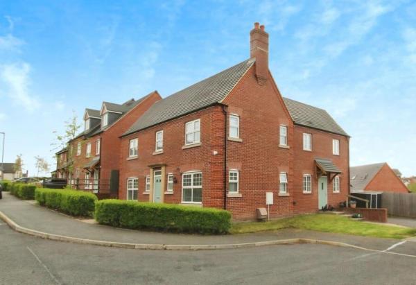 Cosy B & B, Rezerwuj  Hugglescote Leicestershire