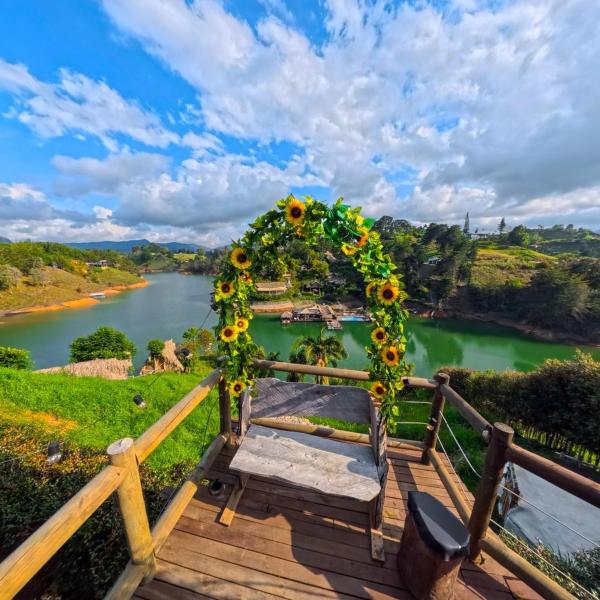 Hotel Jardín del Eden, Rezerwuj  Hotele w Antioquia z basenem, Basen