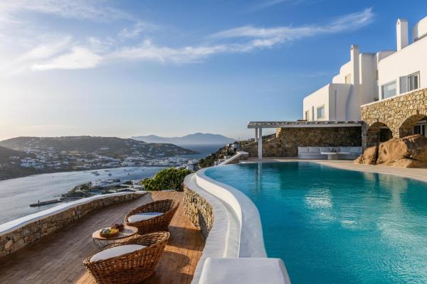 Villa Alkioni Agios Lazaros, Rezerwuj  Hotele w Agios Lazaros z Basenem, Basen