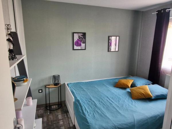 Chambre chez Céline, Rezerwuj  Gévezé Bretania