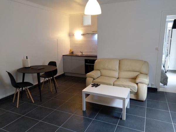 OCouvent - Appartement RDC Extérieur - 1 chambre - 44 m2, Rezerwuj  Salins-les-Bains 