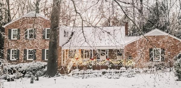 Colonial Gardens B & B, Rezerwuj  Williamsburg Wirginia