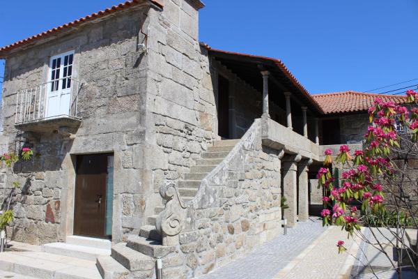Alojamento Local Boega Hotel - Casas Boega I e II, Rezerwuj  Hotele w Norte Region z Basenem, Basen