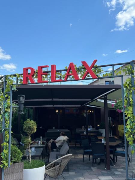 Hotel Relax, Rezerwuj  Leova Mołdawia