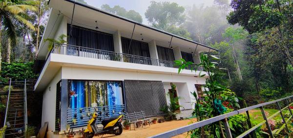 GMSquare, Rezerwuj  Thekkady Nowe Delhi