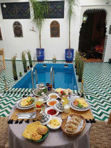 Riad Zaid, Rezerwuj  Hotele w Marrakech-Tensift-Haouz z Basenem, Basen