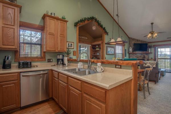 2BR Village At Indian Point 2009 near SDC, Rezerwuj  Hotele w Missouri z Basenem, Basen