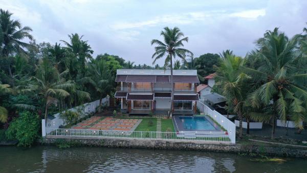 Kumarakom Sunview, Rezerwuj  Kumarakom 