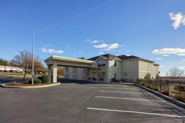 Lititz Pointe Inn and Suites, Rezerwuj  Lititz Pensylwania