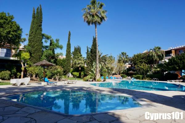 Lovely Renovated Villa for Holiday!, Rezerwuj  Paphos International Airport Pafos