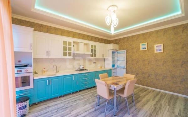 Villa vüq, Rezerwuj  Hotele w Gusar district z Basenem, Basen