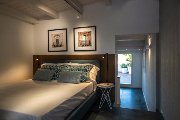 Dimora Zahira Your Italian Escape in Marina di Ragusa Steps from the Sea, Rezerwuj  Hotele w Sycylia z basenem, Basen
