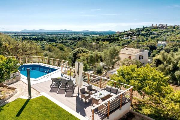 Villa Ines, Rezerwuj  Hotele w Majorka z Basenem, Basen