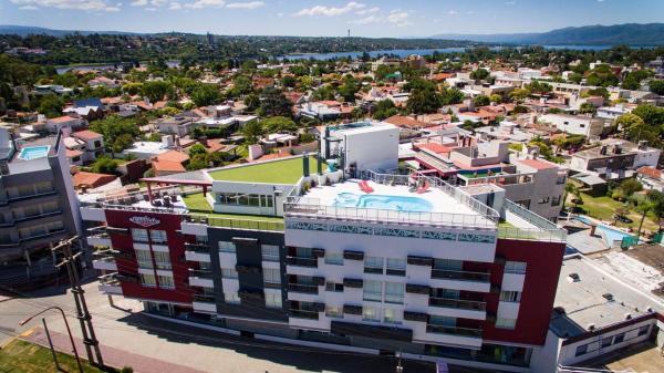 Departamento céntrico de 2 habitaciones y Pileta Edificio Sommet, Rezerwuj  Villa Carlos Paz 