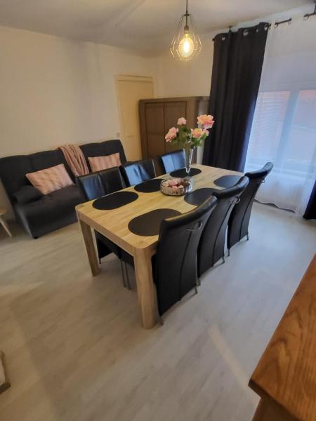 Cristina Residence - App 1, Rezerwuj  Hotele w Bruksela z parkingiem, Parking