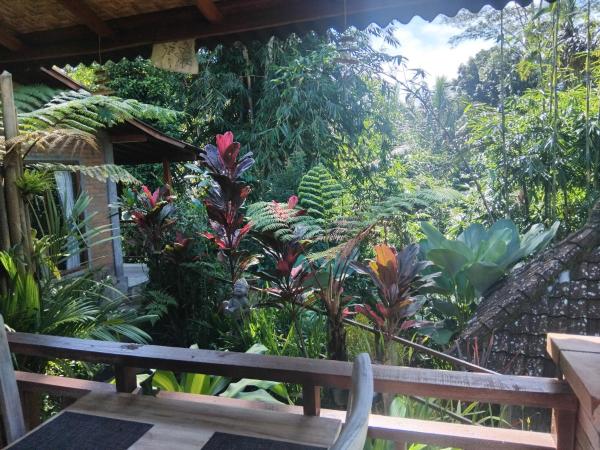 Umah mimpi deluxe room, Rezerwuj  Hotele w Bali z Parkingiem, Parking