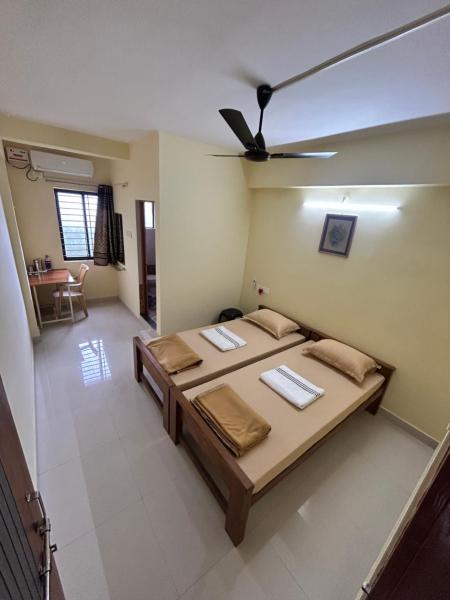 Shubham Suites & Party Hall, Rezerwuj  Hubli 