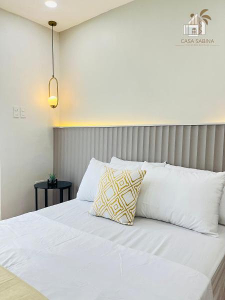 Spacious Transient House Near Nasugbu Beach, Rezerwuj Hotel Hotele w Luzon z Parkingiem, Parking