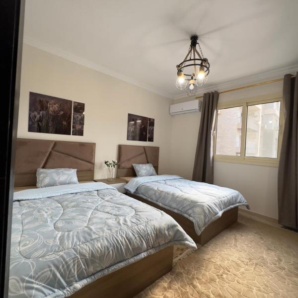 new apartment for rent, Rezerwuj Apartament Hotele w Giza Governorate z parkingiem, Parking