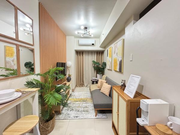 Anastasia Unit by Grand Imperial at Shore 3 Residences near Mall of Asia, Rezerwuj  Hotele w Manila z Basenem, Basen