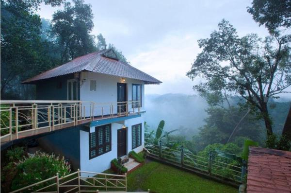 Lazo Golden Valley Resort , Munnar, Rezerwuj  Munnar Nowe Delhi