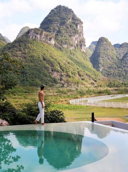 Yangshuo One Thousand and One Courtyard Views B&B, Rezerwuj  Yangshuo Guangxi